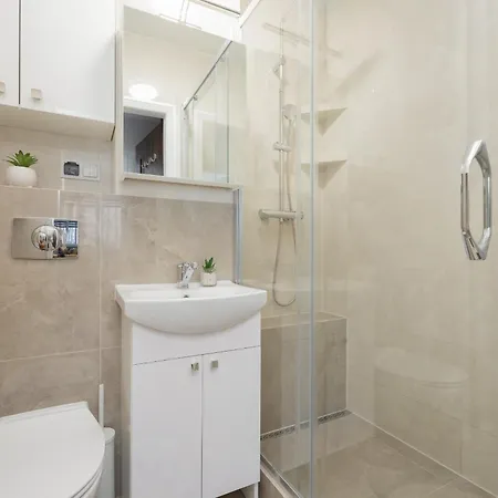 In The Heart Of By Renters *