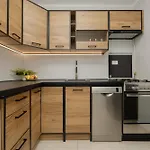In The Heart Of By Renters Apartman *